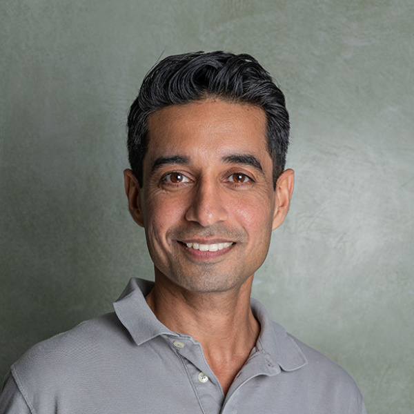 Drs. Jayand Soechitram LLB